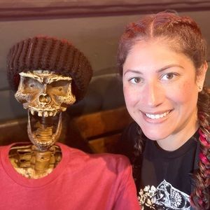 Meet your Posher, Cilicia